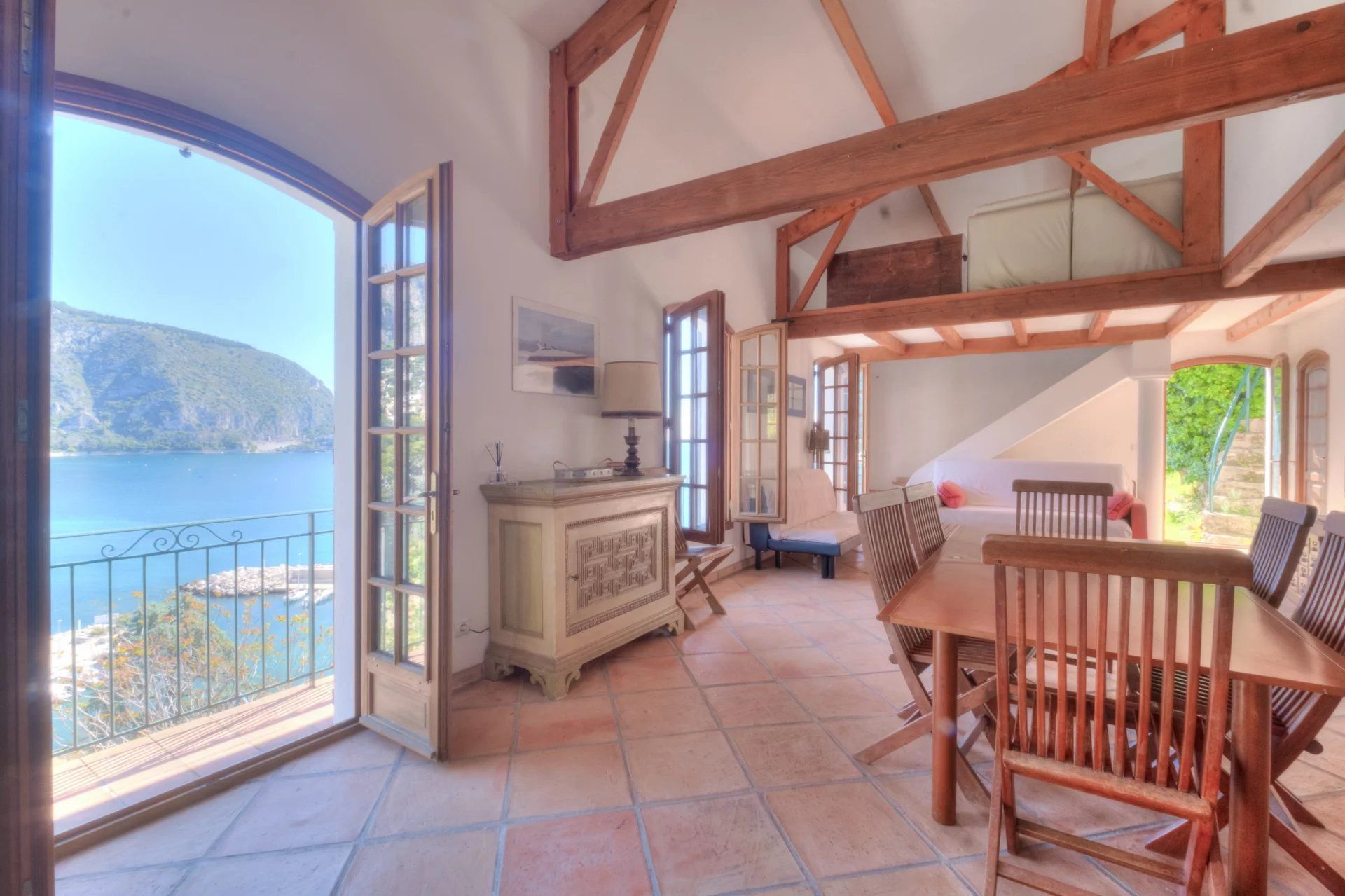 villa 4 Pièces en vente sur Èze (06360) Vente Villa Èze 4 Pièces 131 m²