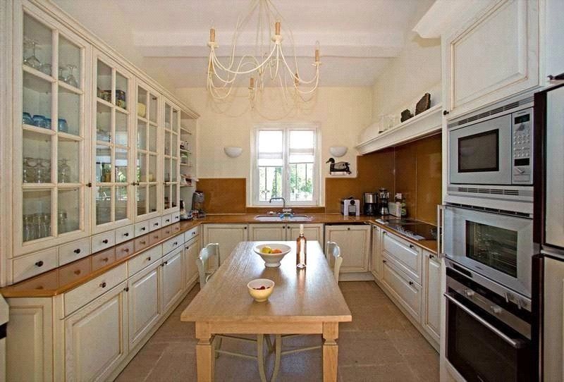 villa 7 Pièces en location saisonnière sur Saint-Tropez (83990)