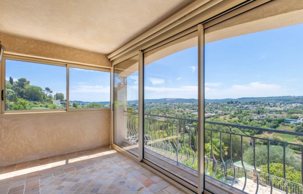 villa 7 Rooms for sale on Saint-Paul-de-Vence (06570)