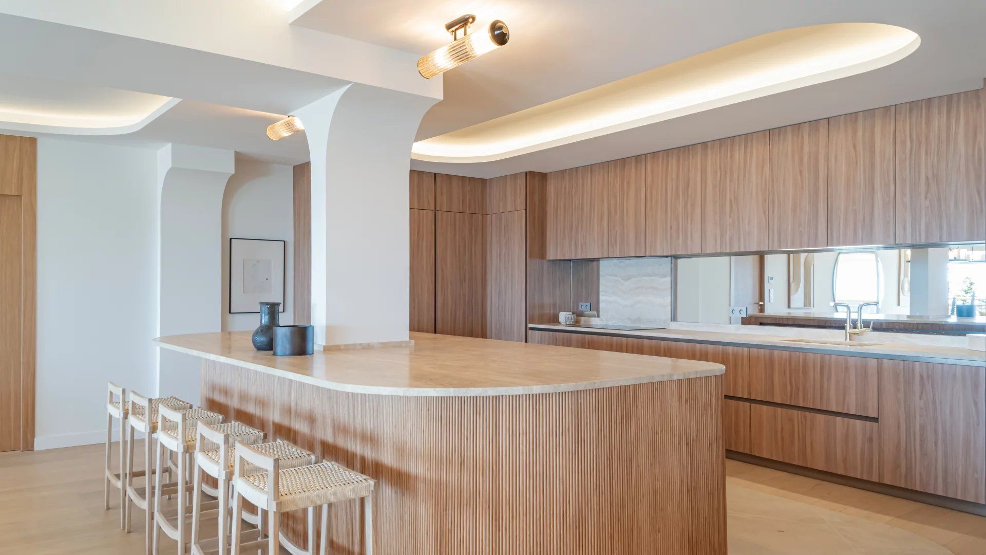 house 7 Rooms for sale on Cannes (06400)