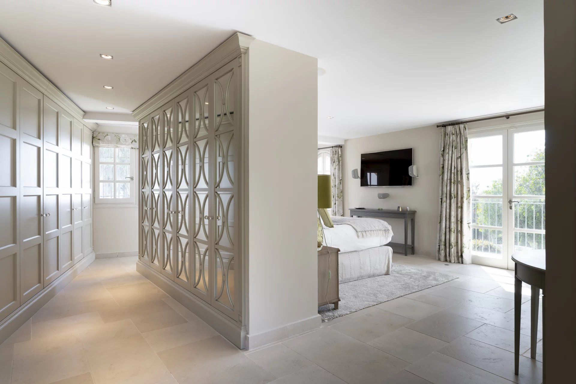 villa for sale on Saint-Paul-de-Vence (06570)