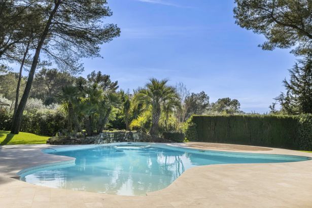 Sale Villa Valbonne 13&nbsp;Rooms 540&nbsp;m²
