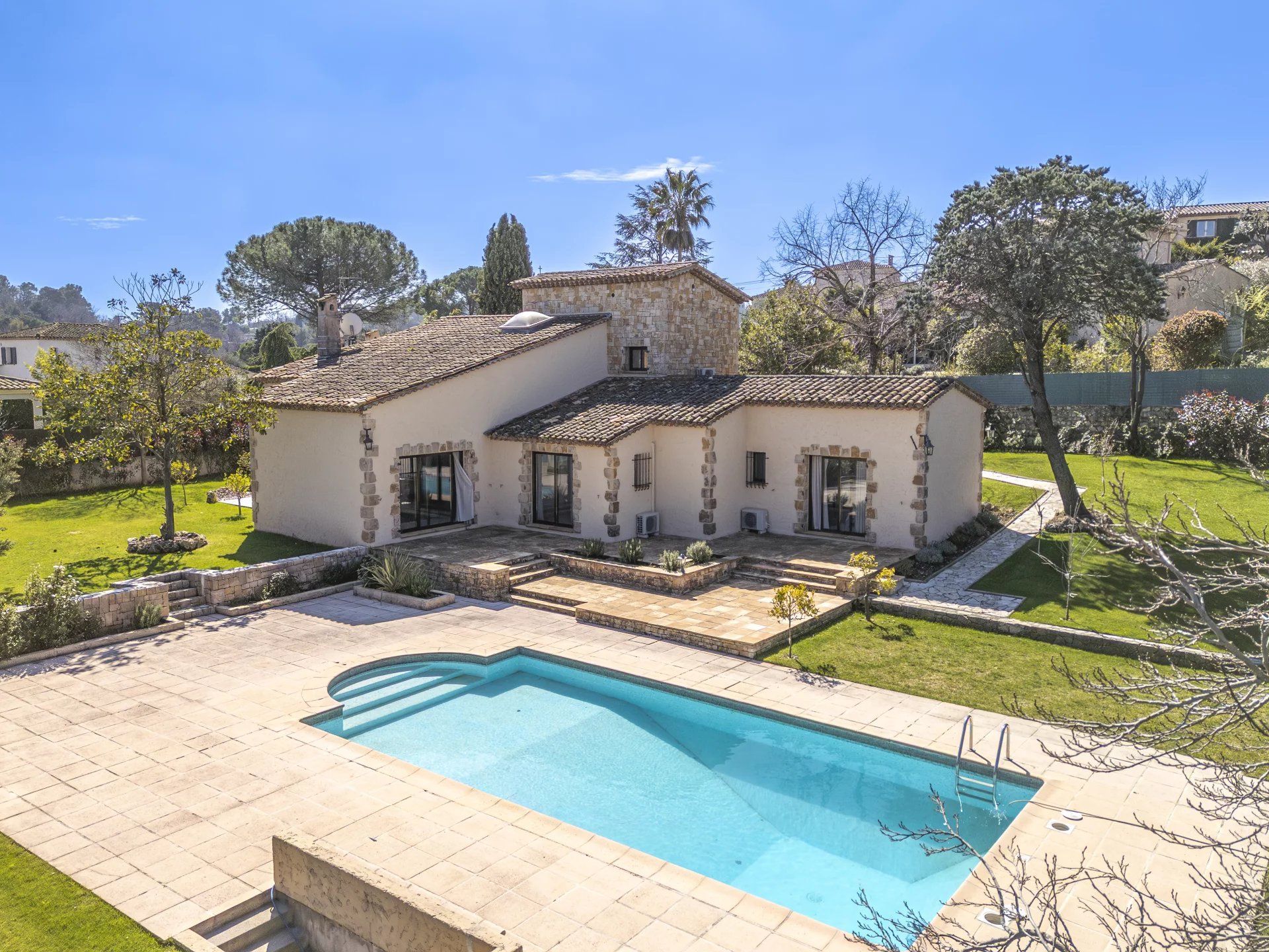 Vente Villa Valbonne 7 Pièces 170 m²