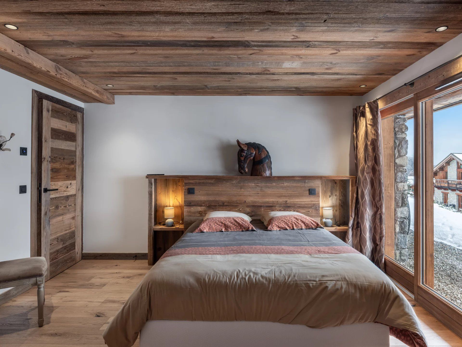 chalet 5 Rooms for sale on Méribel (73550) Sale Chalet Méribel 5 Rooms 250 m²