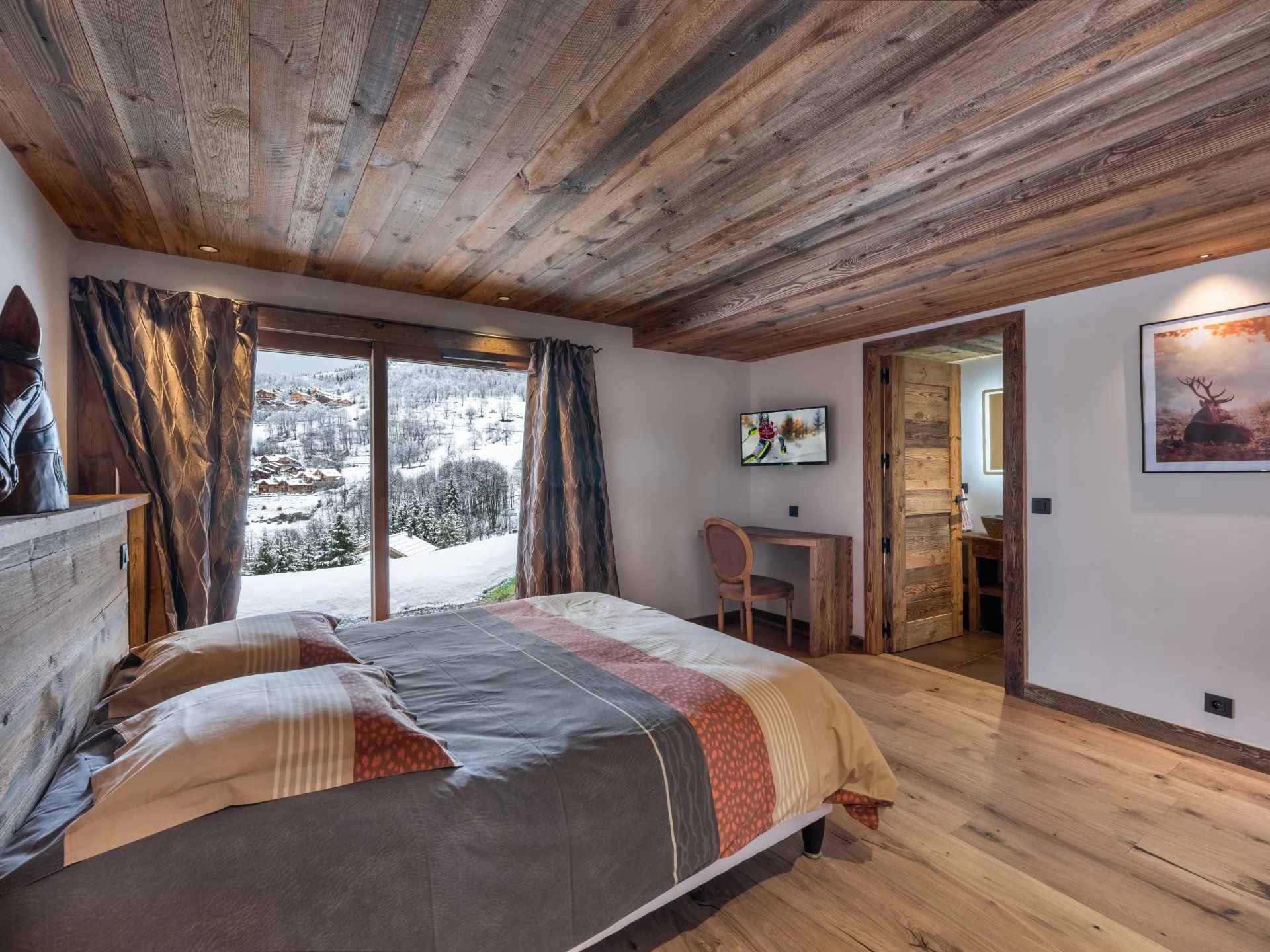 chalet 5 Rooms for sale on Méribel (73550)