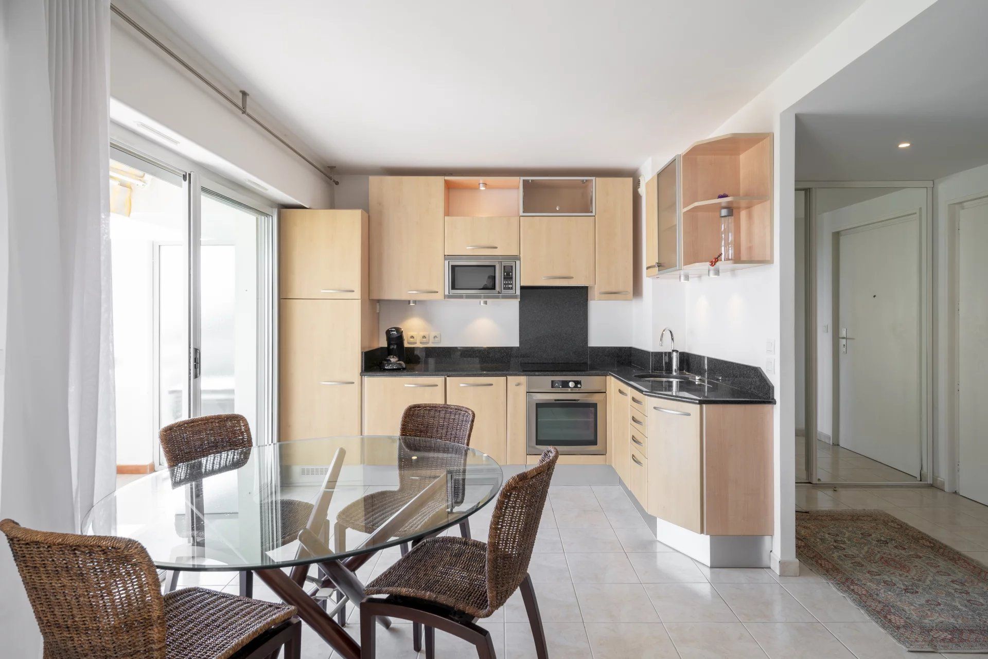 appartement 2 Pièces en vente sur Antibes (06160) Vente Appartement Antibes 2 Pièces 51 m²