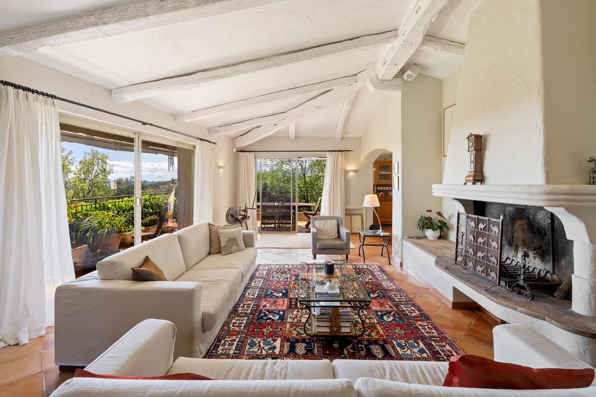 villa 6 Rooms for sale on Saint-Paul-de-Vence (06570) Sale Villa Saint-Paul-de-Vence 6 Rooms 300 m²