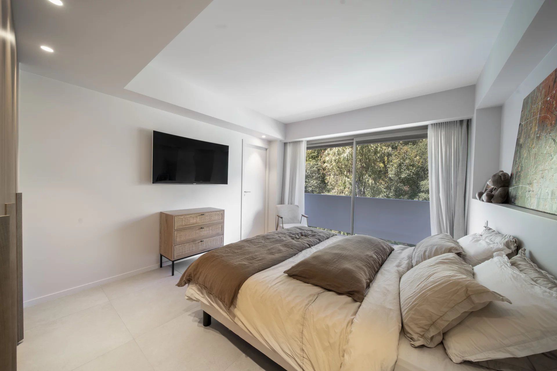 apartment 3 Rooms for sale on Cannes (06400)