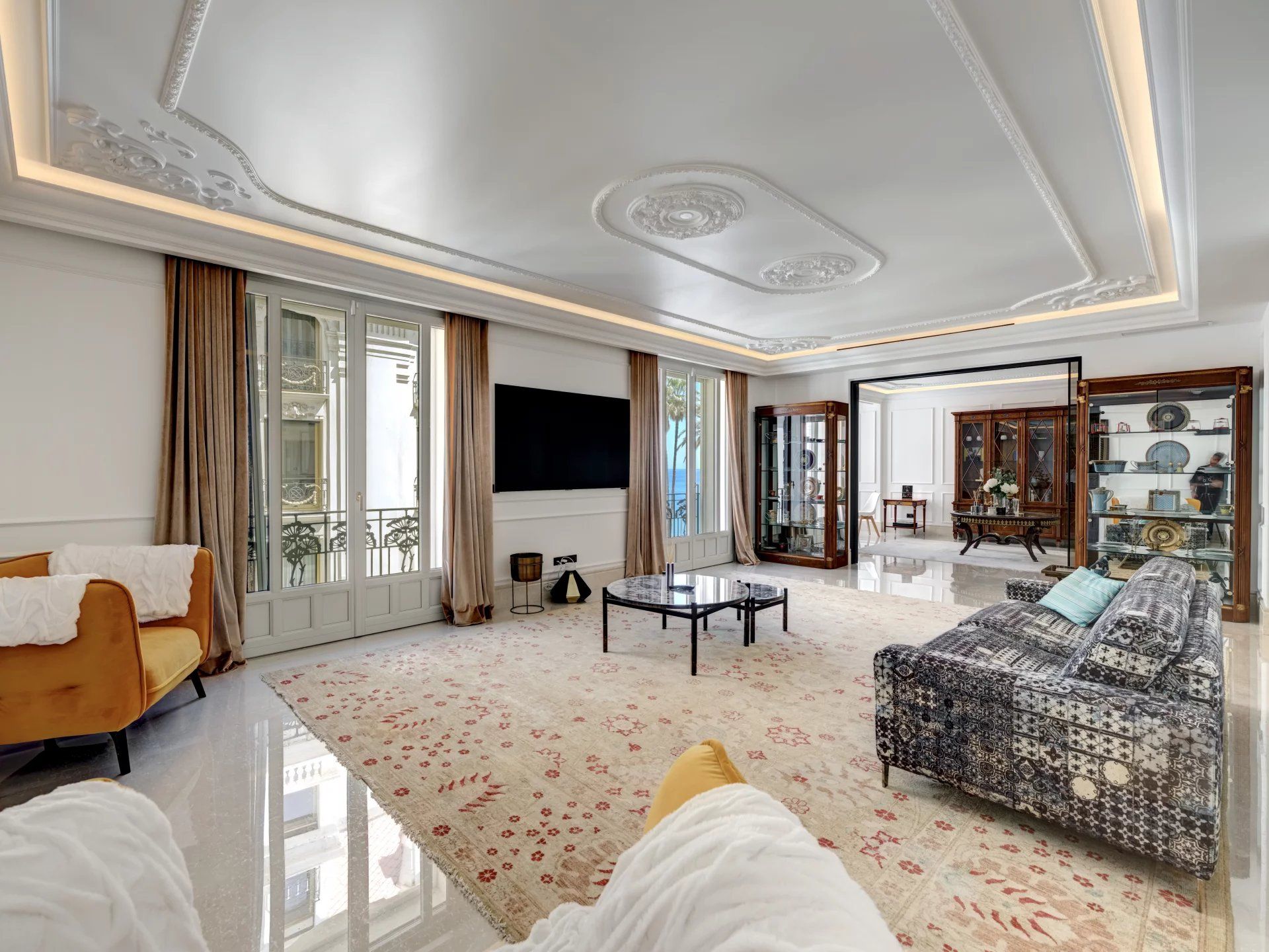 apartment 5 Rooms for sale on Nice (06000)