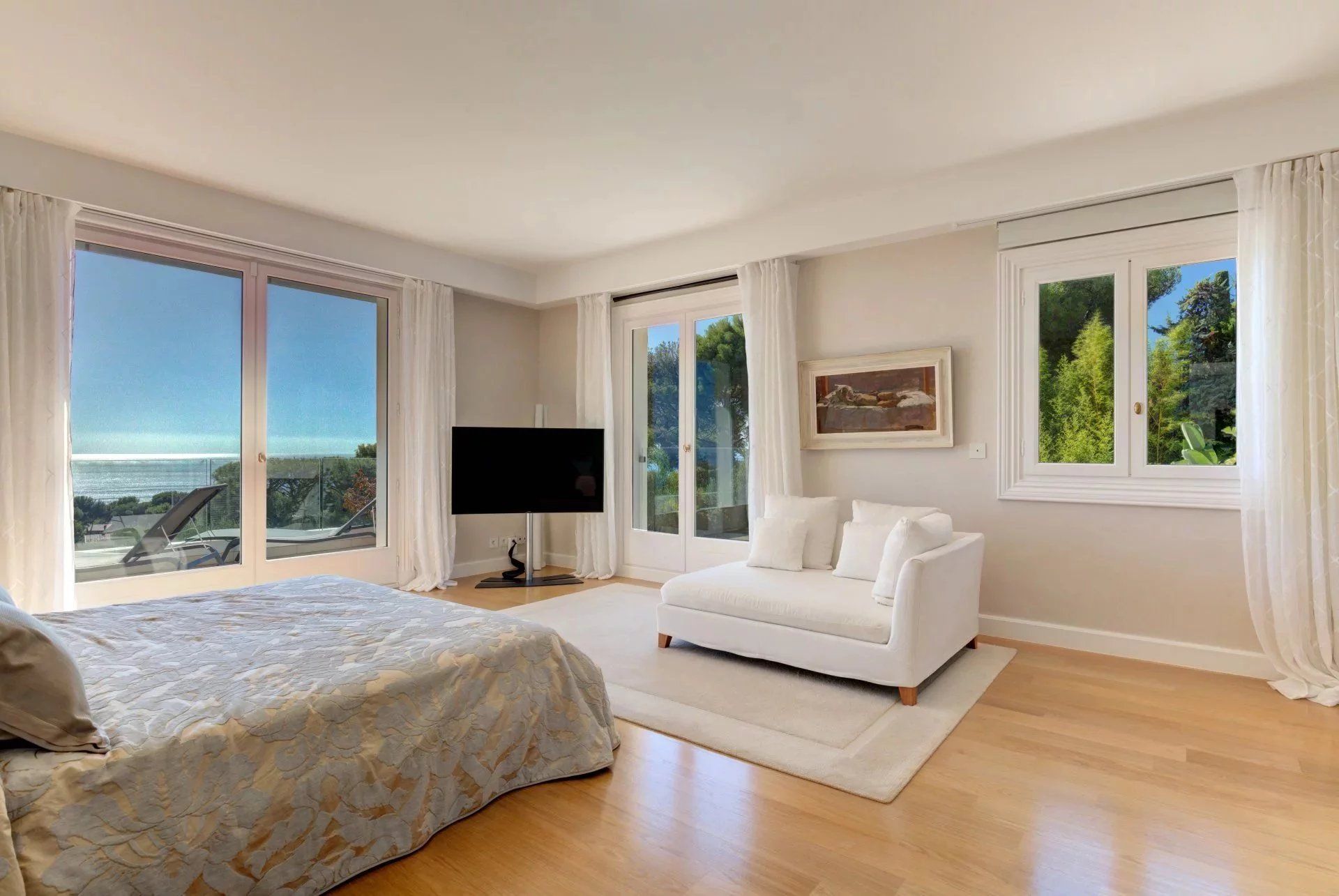 maison 11 Pièces en location saisonnière sur Saint-Jean-Cap-Ferrat (06230)