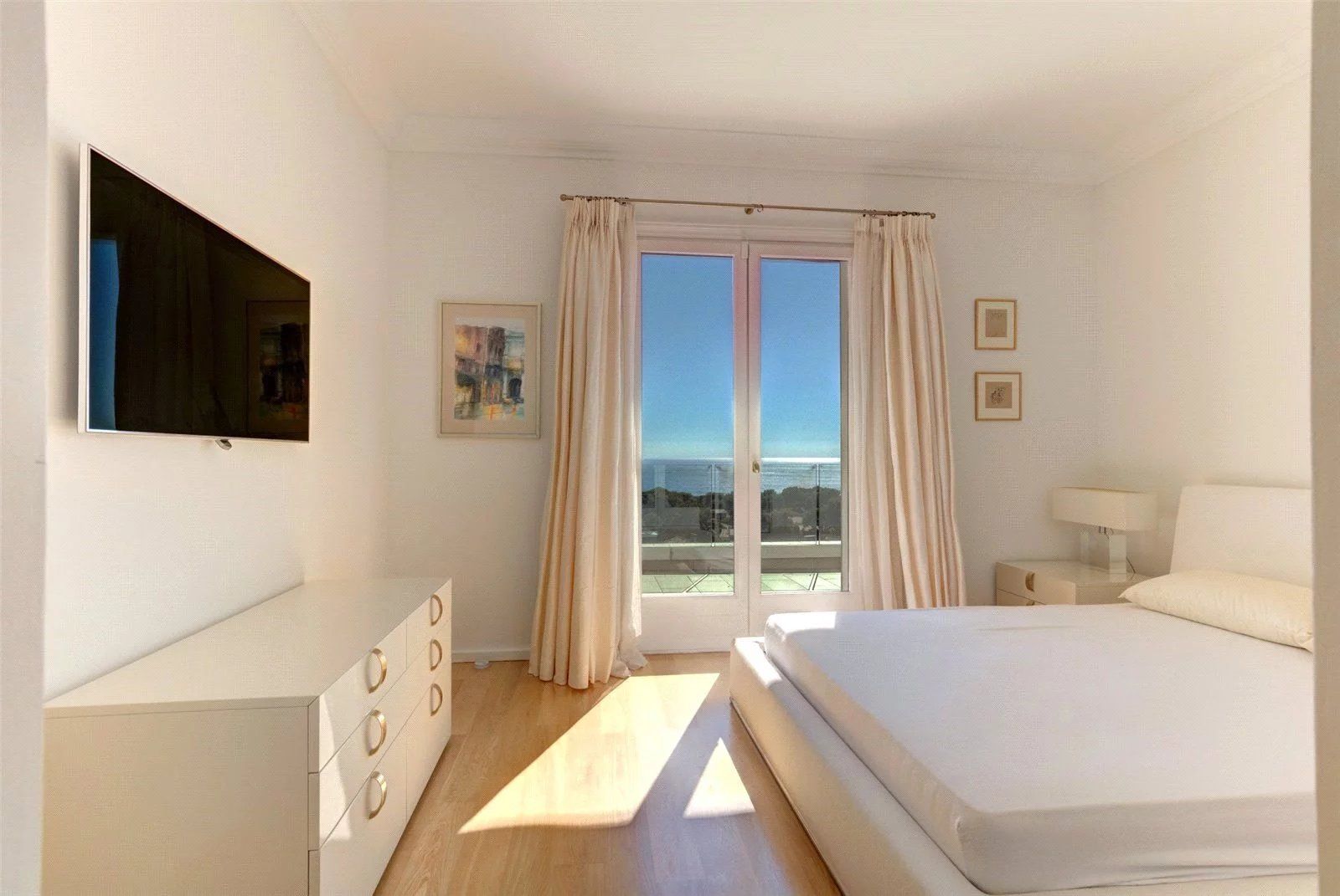 maison 11 Pièces en location saisonnière sur Saint-Jean-Cap-Ferrat (06230)