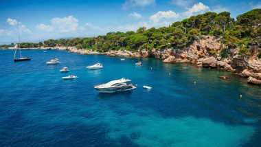Cap d'Antibes: why International buyers choose this exceptional peninsula