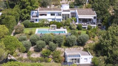 Valbonne and Mougins: the charm of the hinterland, between prestigious golf courses and Provençal tranquillity