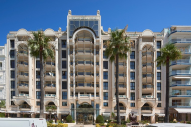 Acheter un appartement de prestige sur la Croisette : ce que le Festival de Cannes révèle d'un marché à part