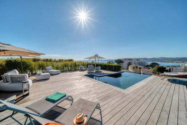 Cap d’Antibes:  Over 100 Years of Glamour, From F. Scott Fitzgerald to Today