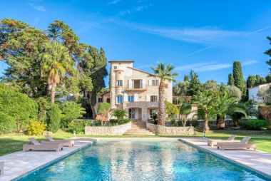 Cap d’Antibes:  Over 100 Years of Glamour, From F. Scott Fitzgerald to Today