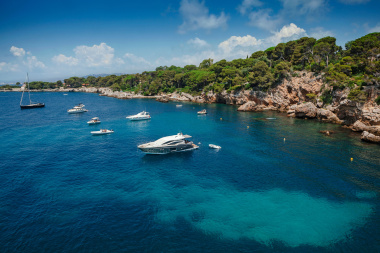 Luxury property and resilience: three prime Côte d’Azur addresses with strong investment potential 