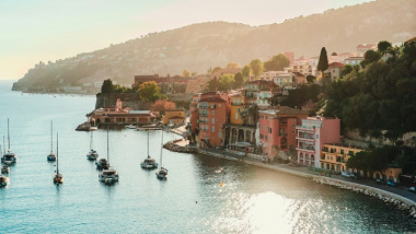 Petit guide pratique des locations saisonnières sur la Côte d'Azur