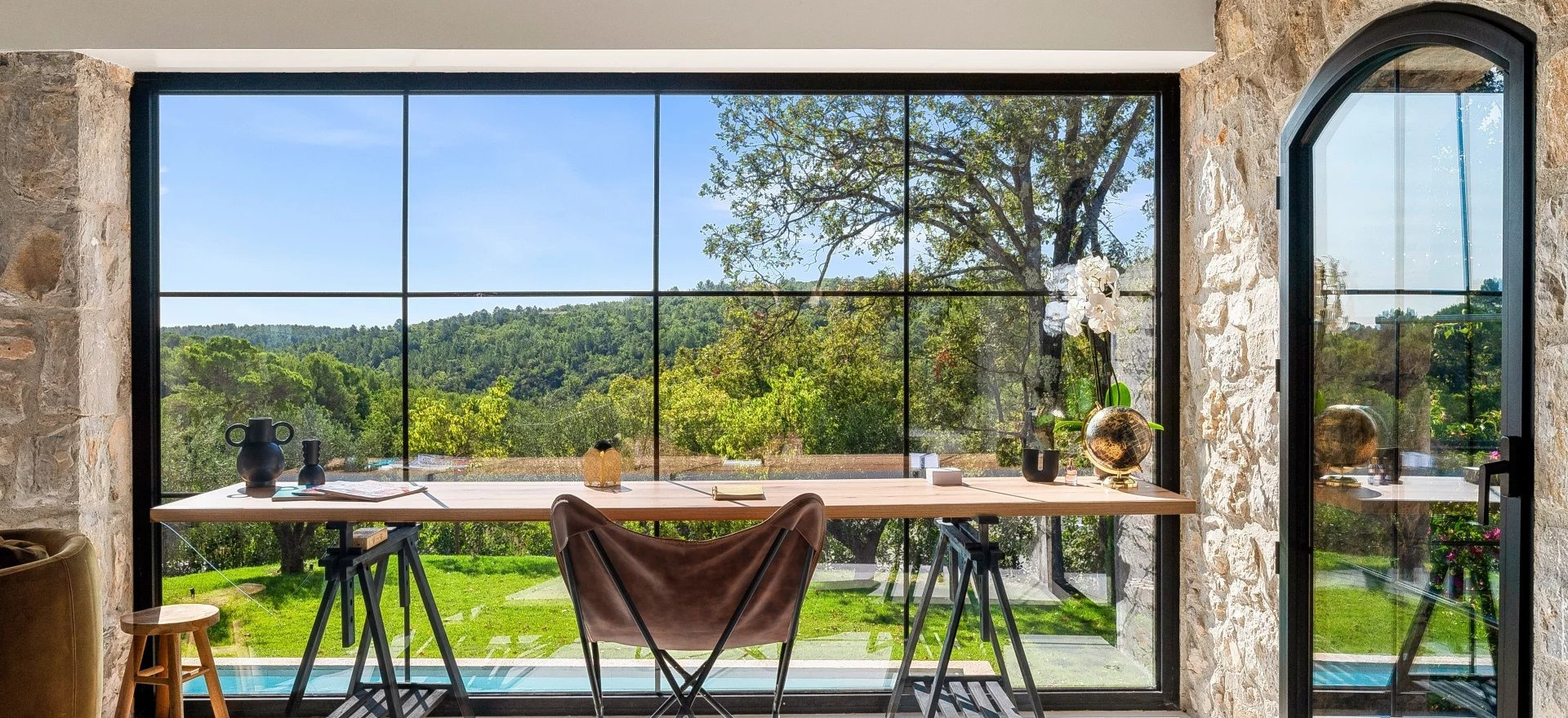 Luxury real estate </br>on the Côte d'Azur